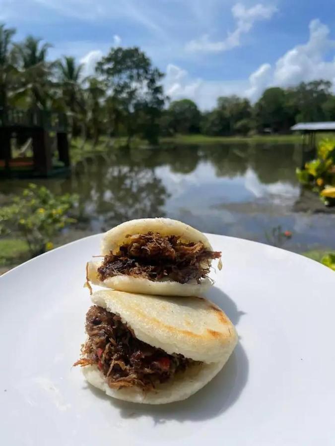 Gatun Bed and breakfast Pueblo Nuevo (Panama Oeste)